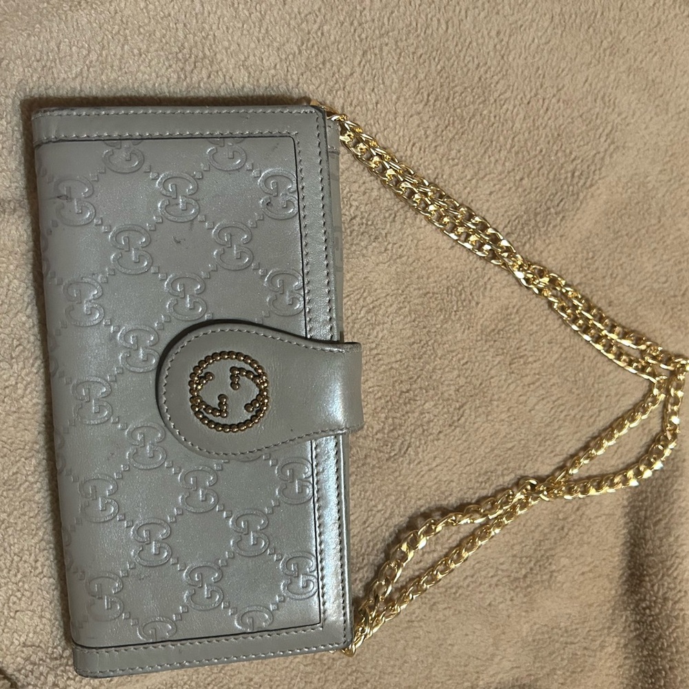Authentic Gucci wallet